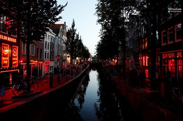 Amsterdam Red Light District Walking Tour Tickets