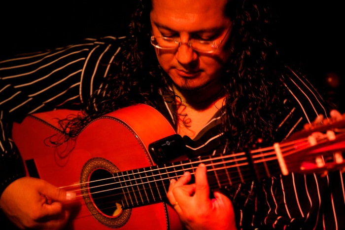 Malaga Flamenco Show and Tapas Tour Tickets