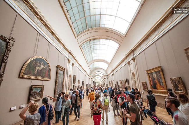 Eiffel Tower, Louvre and Seine Cruise Combo Ticket Tickets