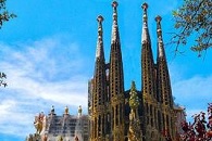 Sagrada Familia & Hop on hop off Barcelona