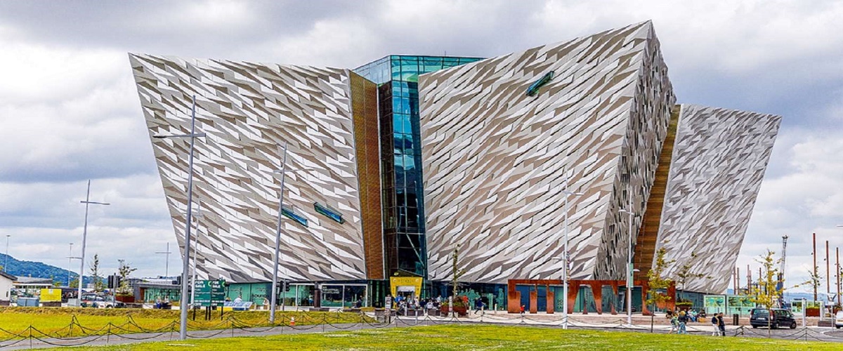 Belfast Day Trip from Dublin