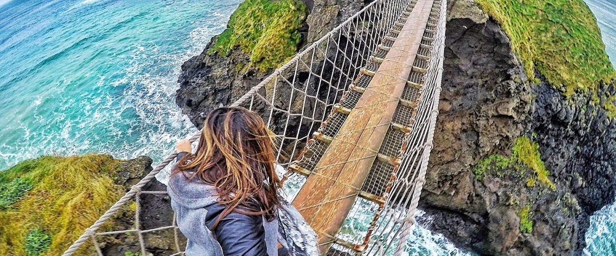 Giant's Causeway and Carrick-a-Rede Rope Bridge Day Trip from Dublin