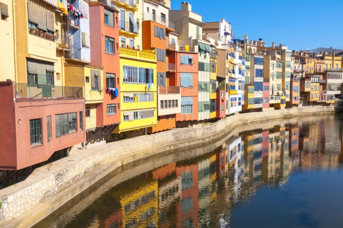 Girona and Montserrat Guided day tour from Barcelona