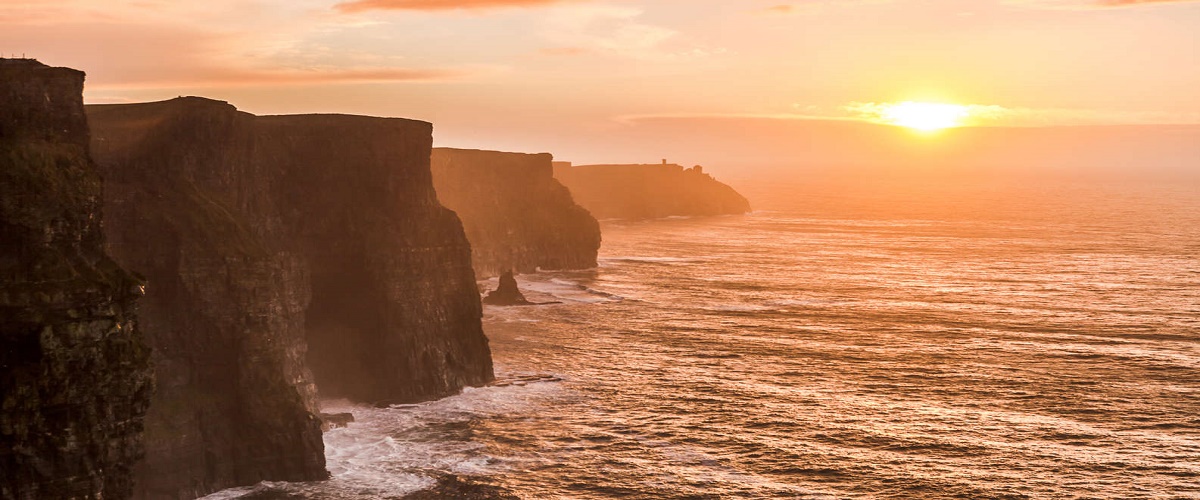 Limerick, Cliffs of Moher, Burren and Galway Bay Rail Tour from Dublin