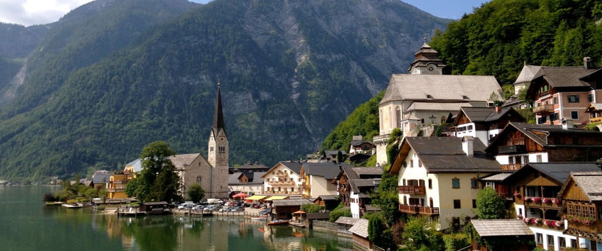 Private Tour of Melk, Hallstatt and Salzburg from Vienna