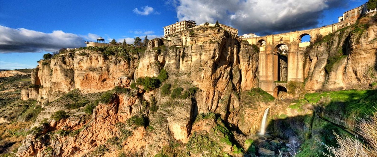 Ronda Day Trip from Seville: Wine Tasting, Bullfighting Ring and Optional Pueblos Blancos Tour
