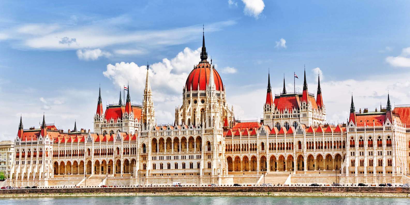 budapest parliament guided tours