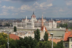 Budapest Castle District Walk with Matthias Church Entry Tickets
