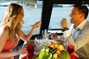 Szechenyi Spa plus Danube River Dinner Cruise: Super Saver
 Tickets