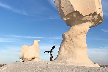 DAY TRIP TO BAHARIYA OASIS VISIT BLACK AND WHITE DESERT FROM CAIRO