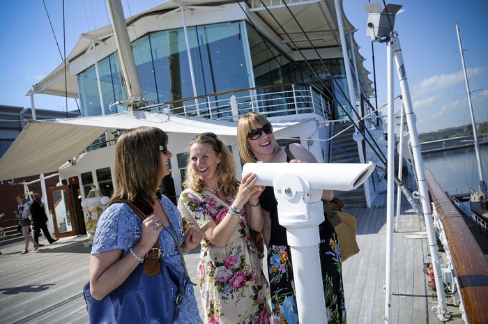 Royal Yacht Britannia Tickets: Skip The Line + Audio Guide Tickets