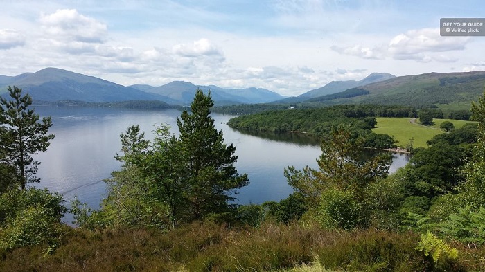 Stirling Castle, Highland Lochs & Whiskey Tour from Edinburgh Tickets