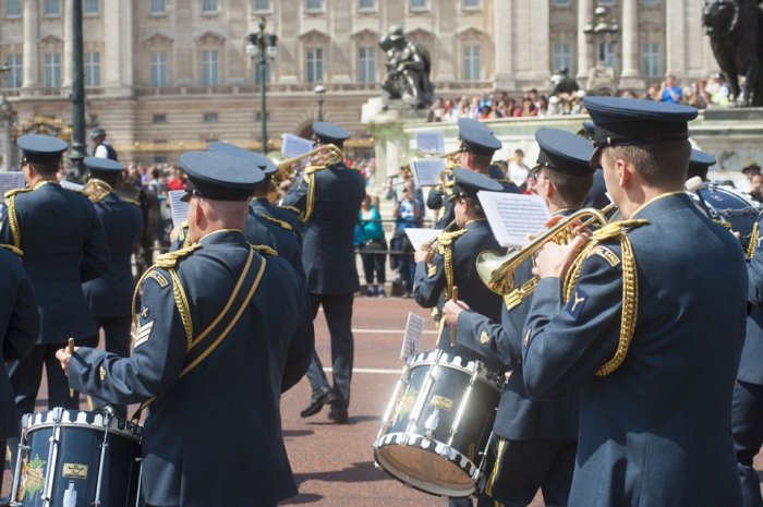 Changing of the Guard Walking Tour Tickets