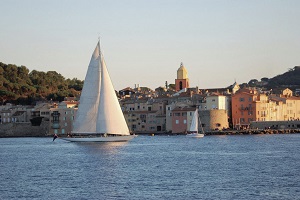 Nice to Saint Tropez by Boat Round-Trip  Tickets