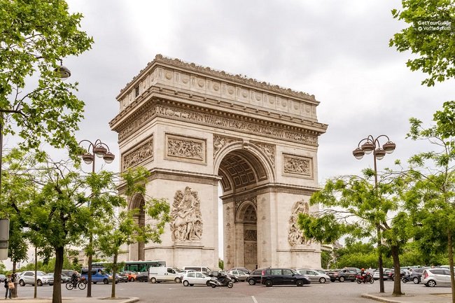 Skip-the-Line Arc de Triomphe Rooftops Tickets Paris Tickets