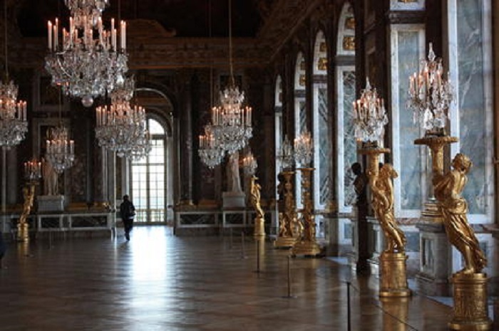VIP Private Versailles Tour with Viewing of the Royal Quarters Tickets