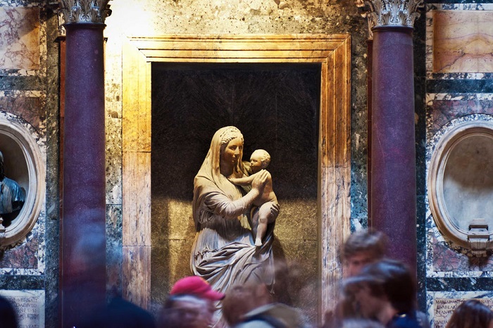 Discover Pantheon: Guided Tour of the Glory of Rome Tickets