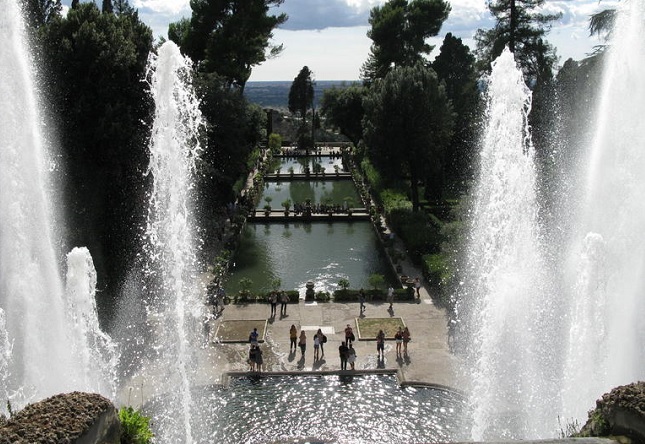 Tivoli Half-Day Tour with a Visit to Villa d
