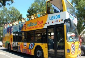 yellow-bus-lisbon-tours